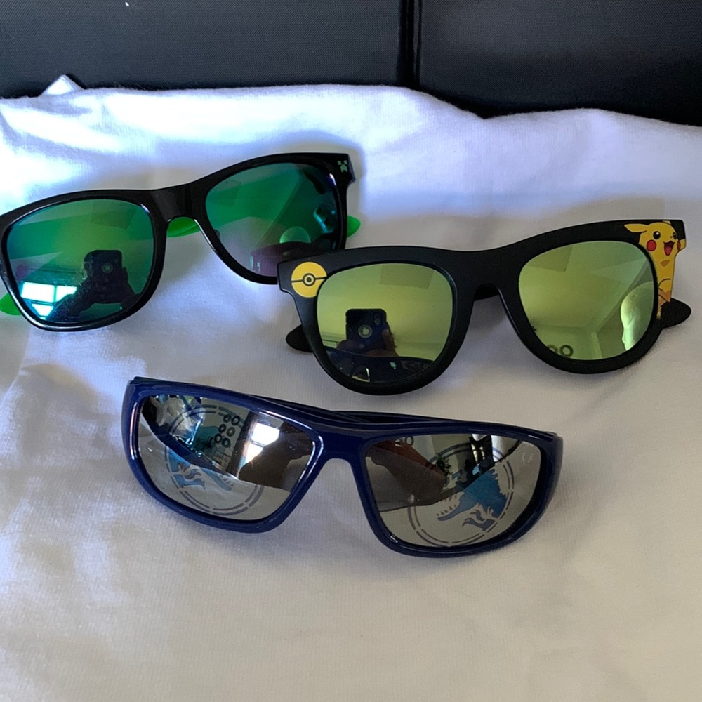 Lot 3 Boys’ Character Sunglasses Pokémon, Jurassic World, Minecraft